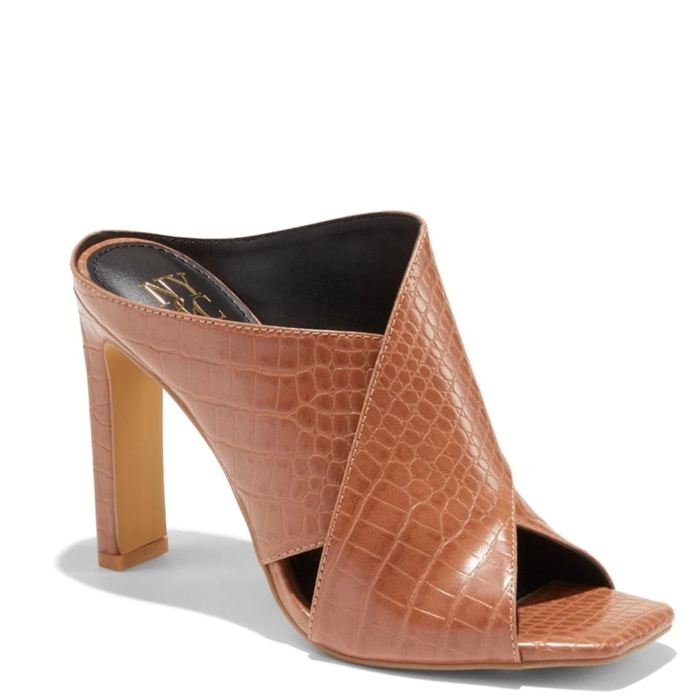 New York & Company Tan Block Heel Mules Never Worn